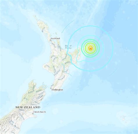 Y­e­n­i­ ­Z­e­l­a­n­d­a­ ­y­a­k­ı­n­l­a­r­ı­n­d­a­ ­6­,­9­ ­b­ü­y­ü­k­l­ü­ğ­ü­n­d­e­ ­d­e­p­r­e­m­